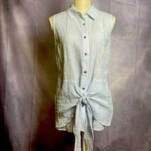 MICHAEL KORS ANACAPRI BLUE AND WHITE SEERSUCKER SLEEVELESS SHIRT SIZED L NWT